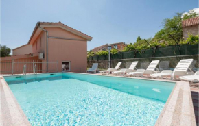 Beautiful Home In Imotski